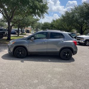 CHEVROLET TRAX LT - 3