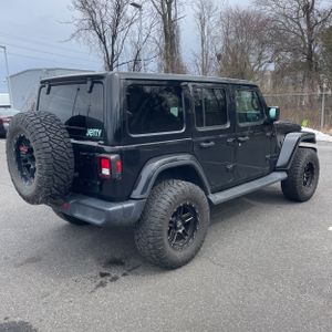 JEEP WRANGLER UNLIMITED SAHARA ALTITUDE - 8
