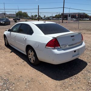 2010 Chevrolet IMPALA LT photo 5