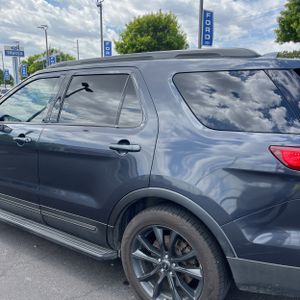 FORD EXPLORER XLT - 6