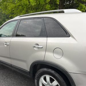KIA SORENTO LX - 6