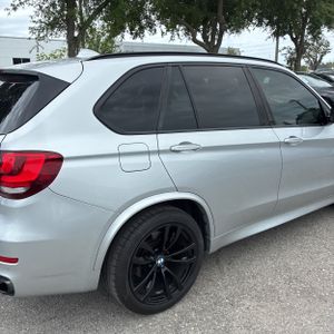 BMW X5 XDRIVE50I - 9