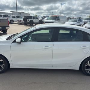 2021 KIA FORTE LXS 照片 4