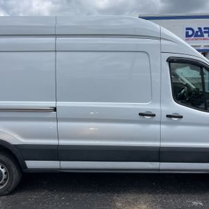 FORD TRANSIT 350 - 10