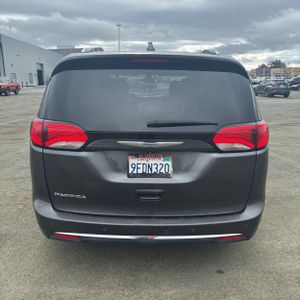 CHRYSLER PACIFICA TOURING L - 7