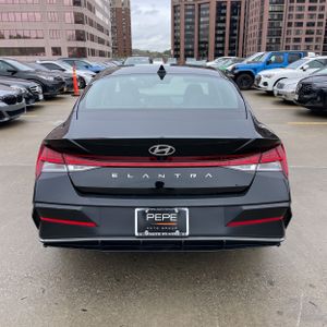 HYUNDAI ELANTRA SEL - 7