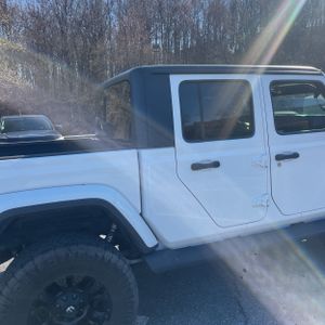 JEEP GLADIATOR OVERLAND - 8