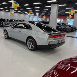 صورة 5 لـ 2025 Dodge CHARGER DAYTONA SCAT PACK AWD