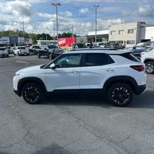 2023 Chevrolet TRAILBLAZER LT 照片 3