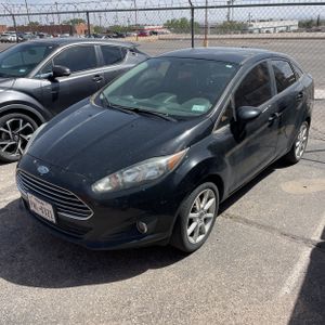 FORD FIESTA SE - 1