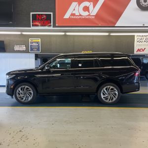 صورة 3 لـ 2025 Lincoln NAVIGATOR RESERVE