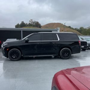 CHEVROLET SUBURBAN HIGH COUNTRY - 3