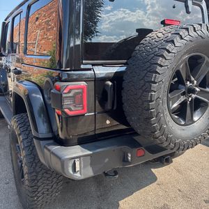 صورة 51 لـ 2018 JEEP WRANGLER UNLIMITED SAHARA