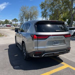 LEXUS LX 600 F SPORT HANDLING - 5