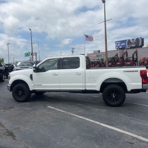 FORD F-250 SUPER DUTY LARIAT - 3