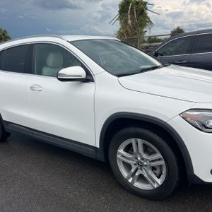 صورة 12 لـ 2021 Mercedes-BENZ GLA
