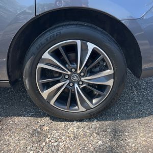صورة 18 لـ 2020 Acura MDX SH-AWD W/TECH