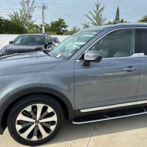 2020 KIA TELLURIDE EX photo 2