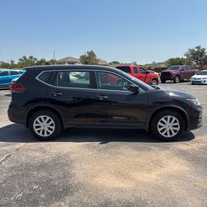 2018 Nissan ROGUE S 照片 10
