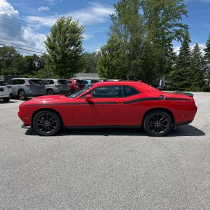 صورة 3 لـ 2021 Dodge CHALLENGER GT