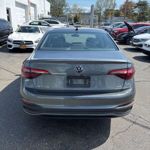 VOLKSWAGEN JETTA SE - 7