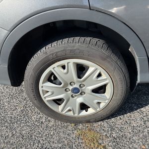 2014 FORD ESCAPE S 照片 17