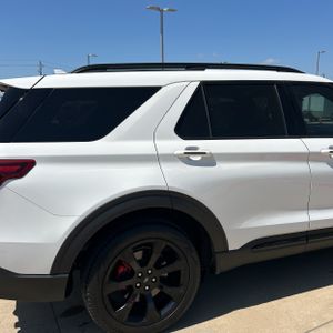 FORD EXPLORER ST - 9