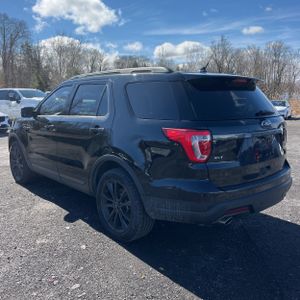 FORD EXPLORER XLT - 5