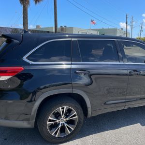 TOYOTA HIGHLANDER - 9