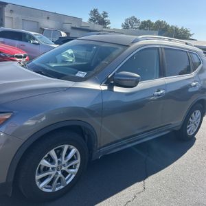 2018 Nissan ROGUE S — фото 2