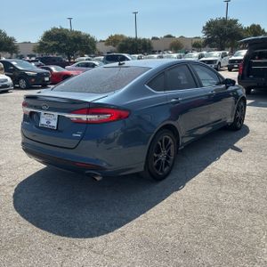 2018 FORD FUSION SE 照片 8