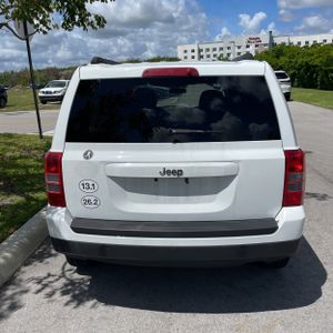 Jeep Patriot Base - 6