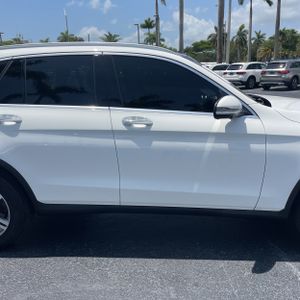 صورة مصغرة 11 لـ 2022 Mercedes-BENZ GLC