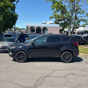 FORD ESCAPE SE - 3