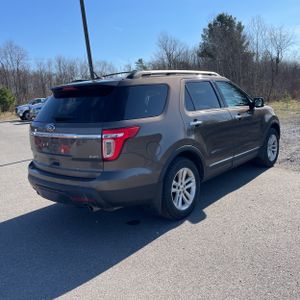FORD EXPLORER XLT - 8