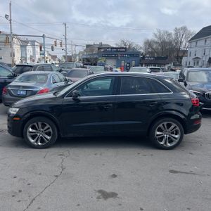 AUDI Q3 2.0T PREMIUM PLUS - 3