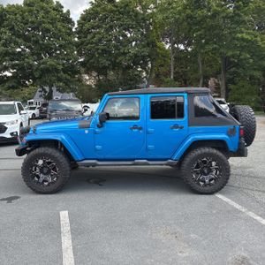 صورة 3 لـ 2015 JEEP WRANGLER UNLIMITED SAHARA