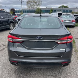 FORD FUSION SE - 7