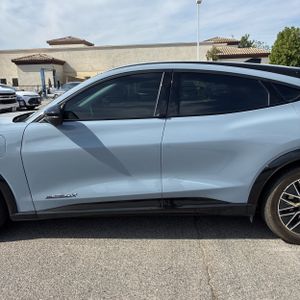 FORD MUSTANG MACH-E PREMIUM - 4