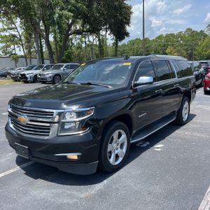 2015 Chevrolet SUBURBAN LTZ 照片 1