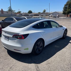 TESLA MODEL 3 LONG RANGE - 8
