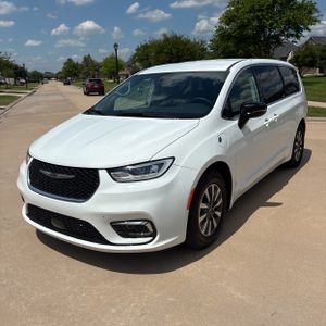 CHRYSLER PACIFICA HYBRID SELECT - 1