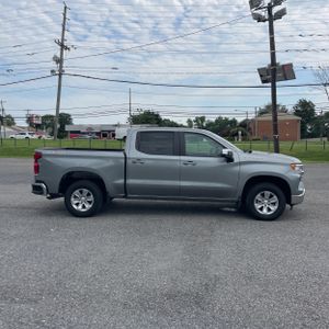 صورة 10 لـ 2025 Chevrolet SILVERADO 1500 LT