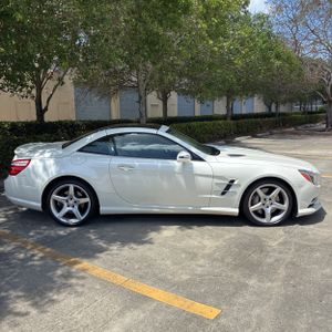 MERCEDES-BENZ SL - 10