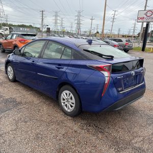 TOYOTA PRIUS - 5