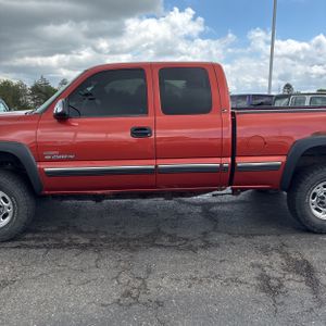 CHEVROLET SILVERADO - 4