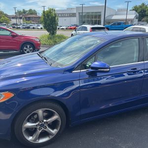 FORD FUSION SE - 2
