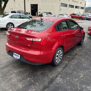 2017 KIA RIO LX — фото 7