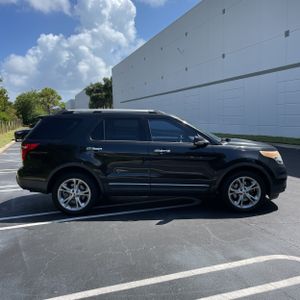 FORD EXPLORER LIMITED - 10