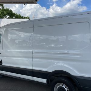 FORD TRANSIT 250 - 6